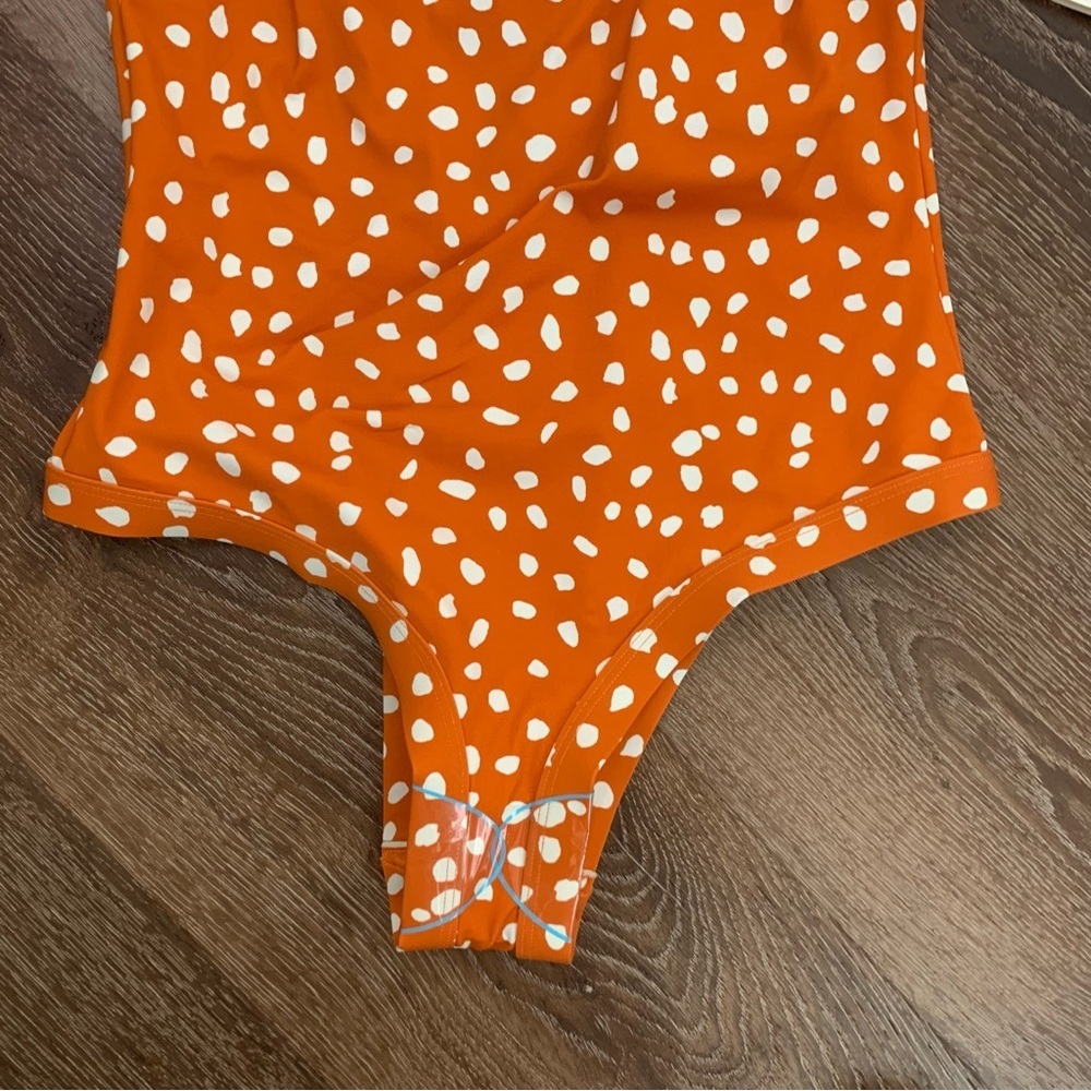 Zulu & Zephyr Womens Amber orange polka dot one piece swimsuit S NWT - Picture 3 of 10
